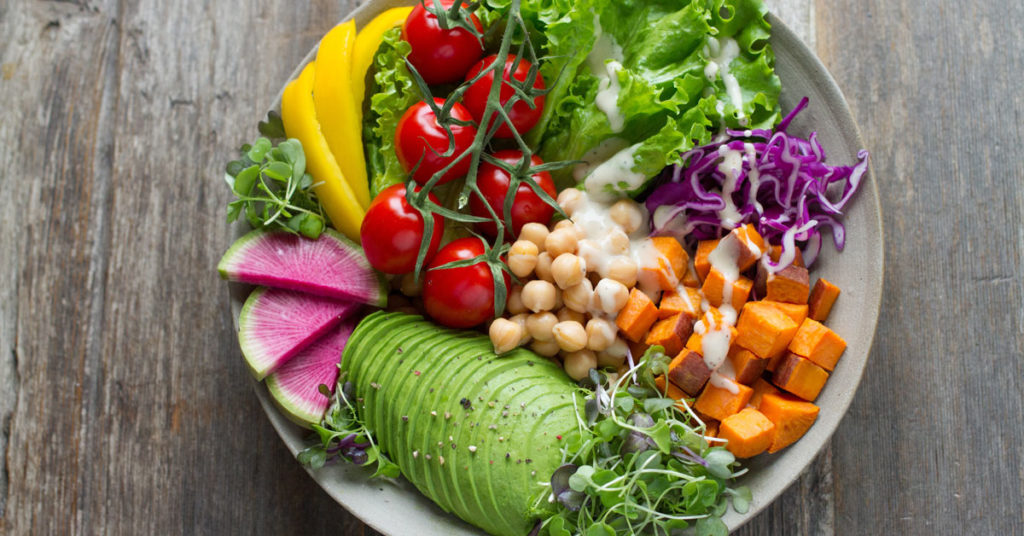 Healthy Salad Bowl | Registered Dietitian vs Nutritionist