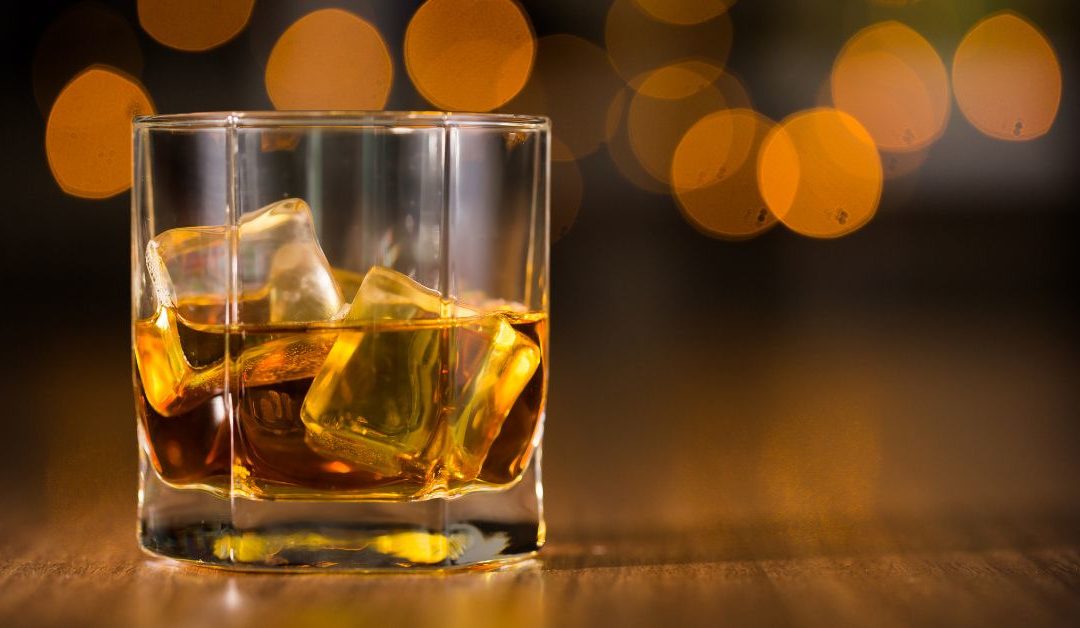 Alcohol and Weight Gain: 5 Ways to Curb the Allure of Holiday Drinking