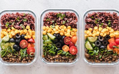 Managing Menopausal Weight Gain with Meal Planning