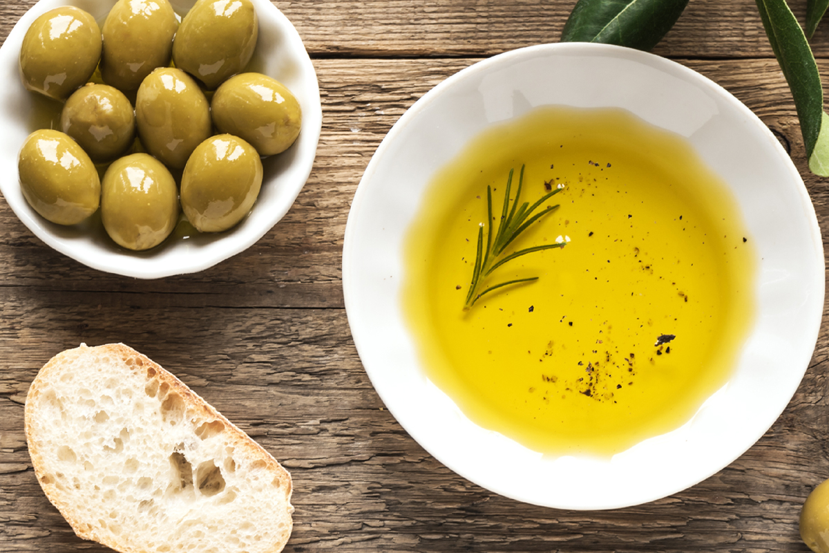 Olive Oil in the Mediterranean Diet