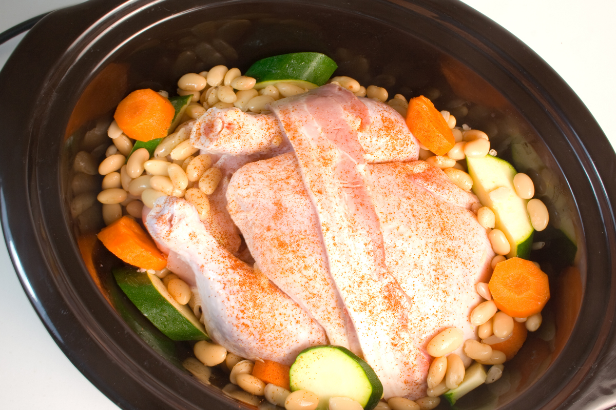 crockpot meal chicken with carrots and beans